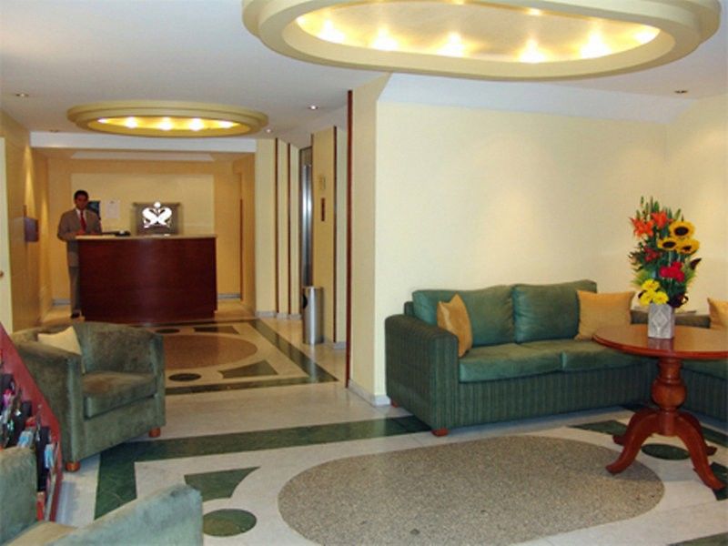 Exe Suites San Marino Mexico City Exterior photo Lobby