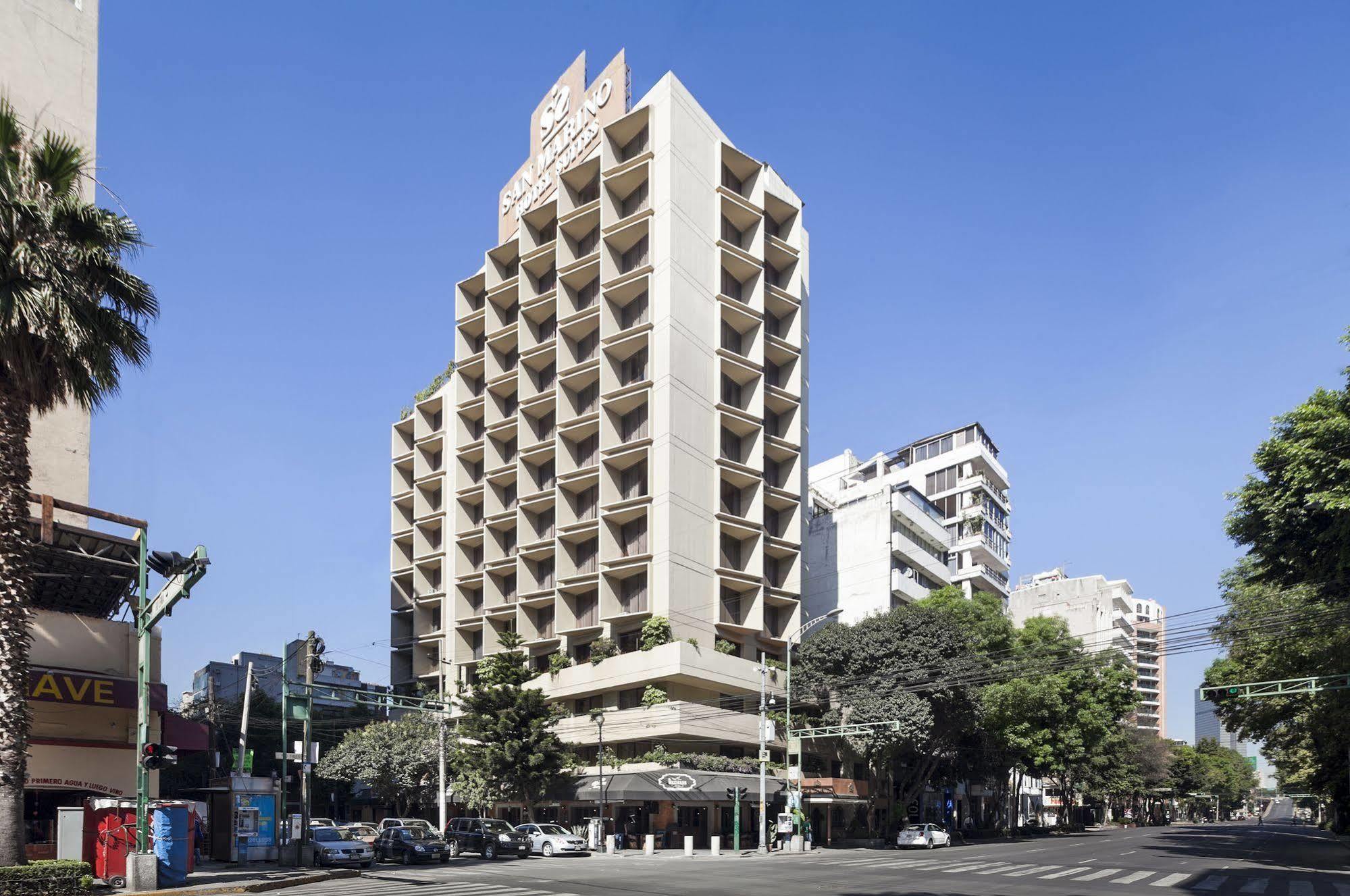 Exe Suites San Marino Mexico City Exterior photo The hotel in 2018